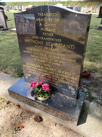 Grave photo