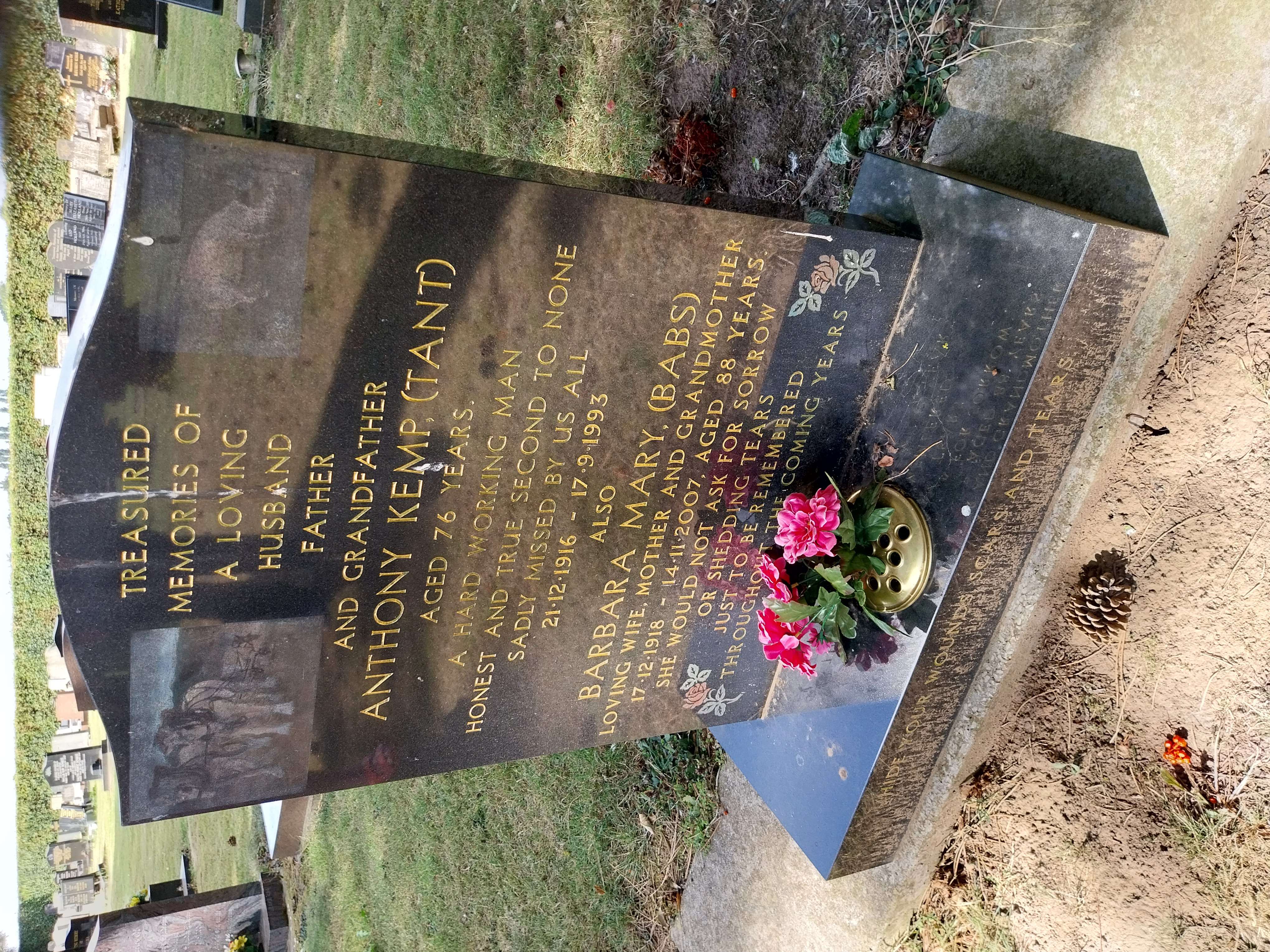 Grave photo
