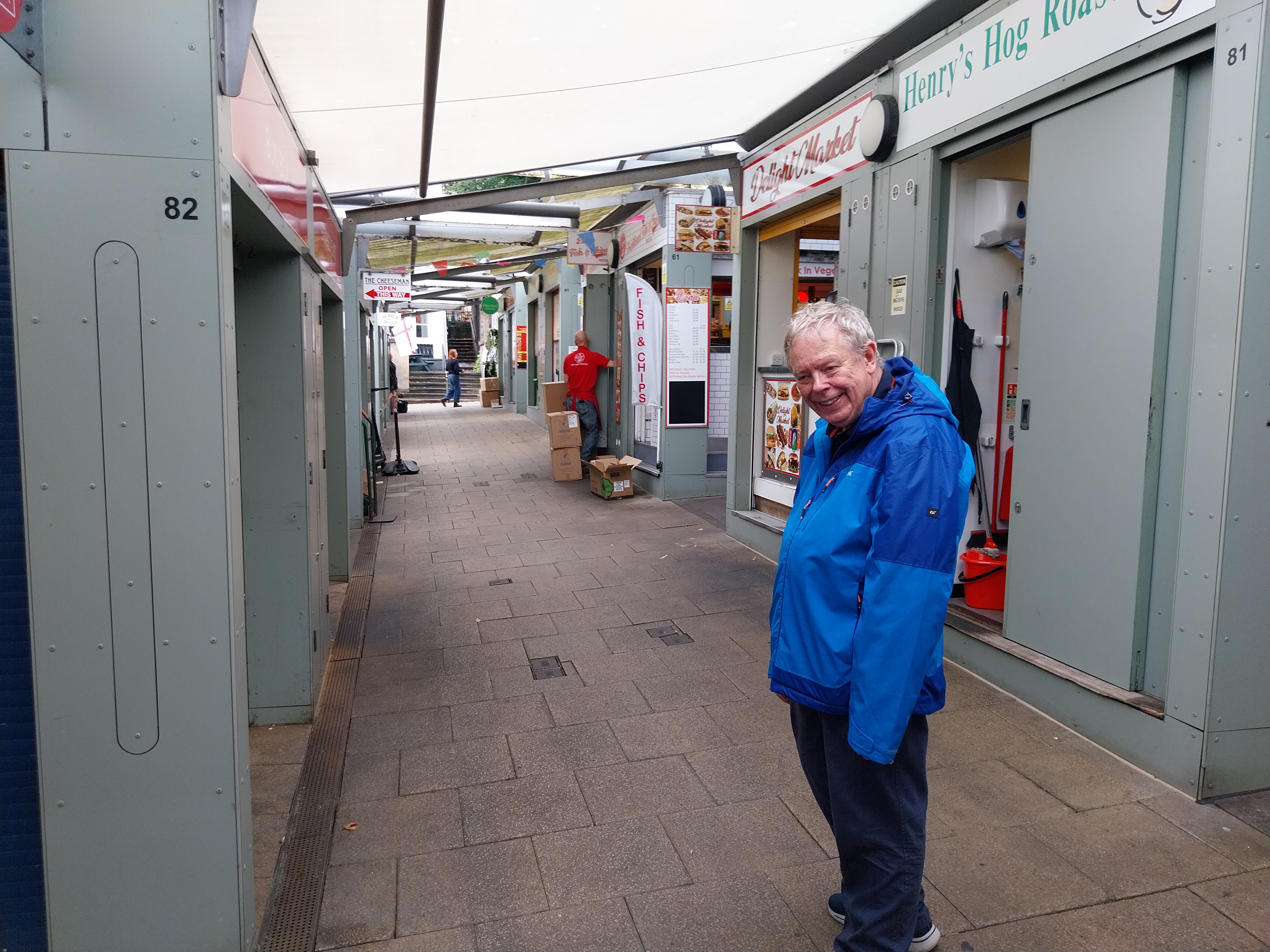 dad in outdoor market